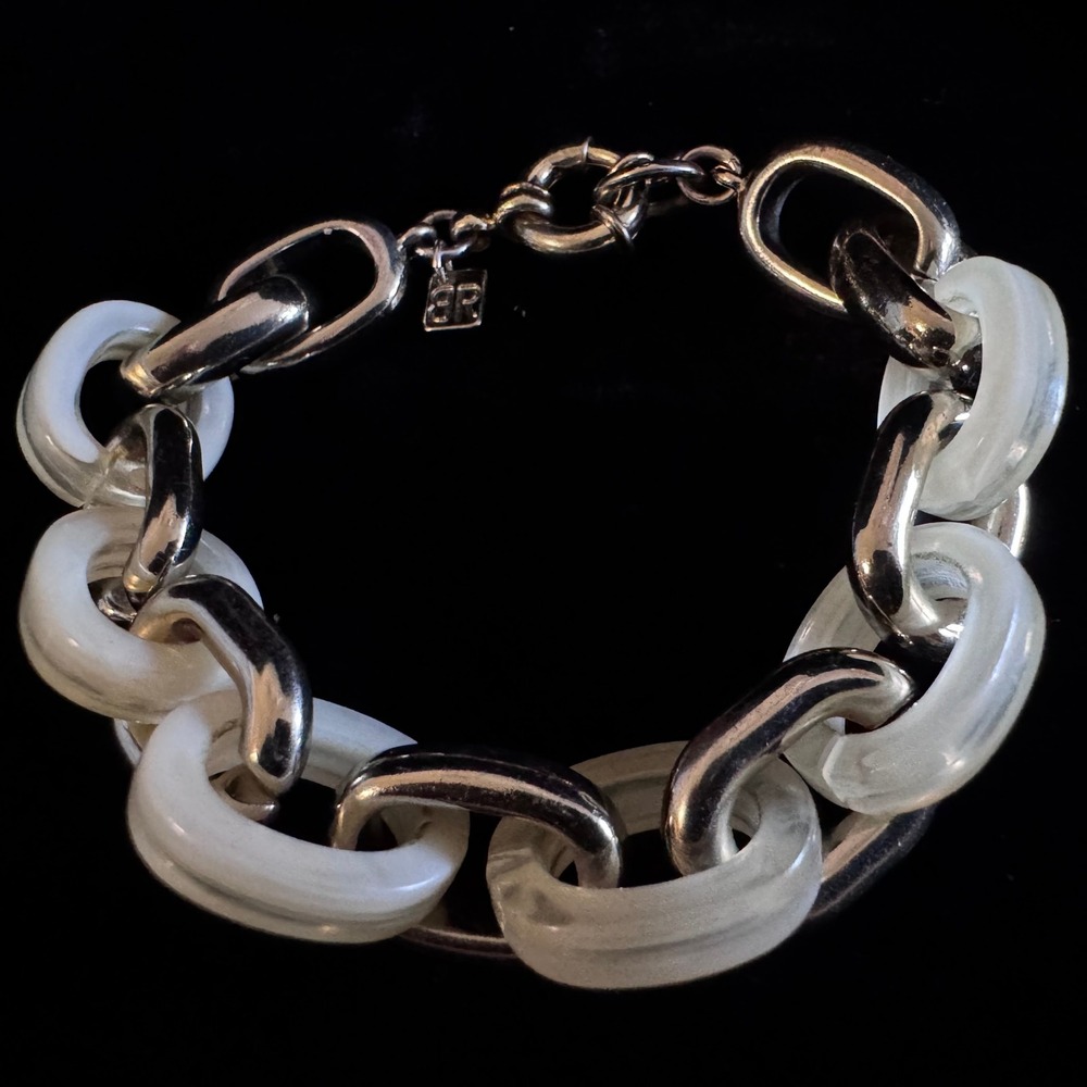 Banana Republic Gold Tone Bracelet Cream Resin Oval Link 7" Retro Chunky Lucite